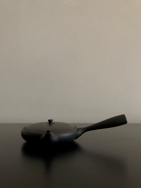 kyusu-ceramic-teapot-black-