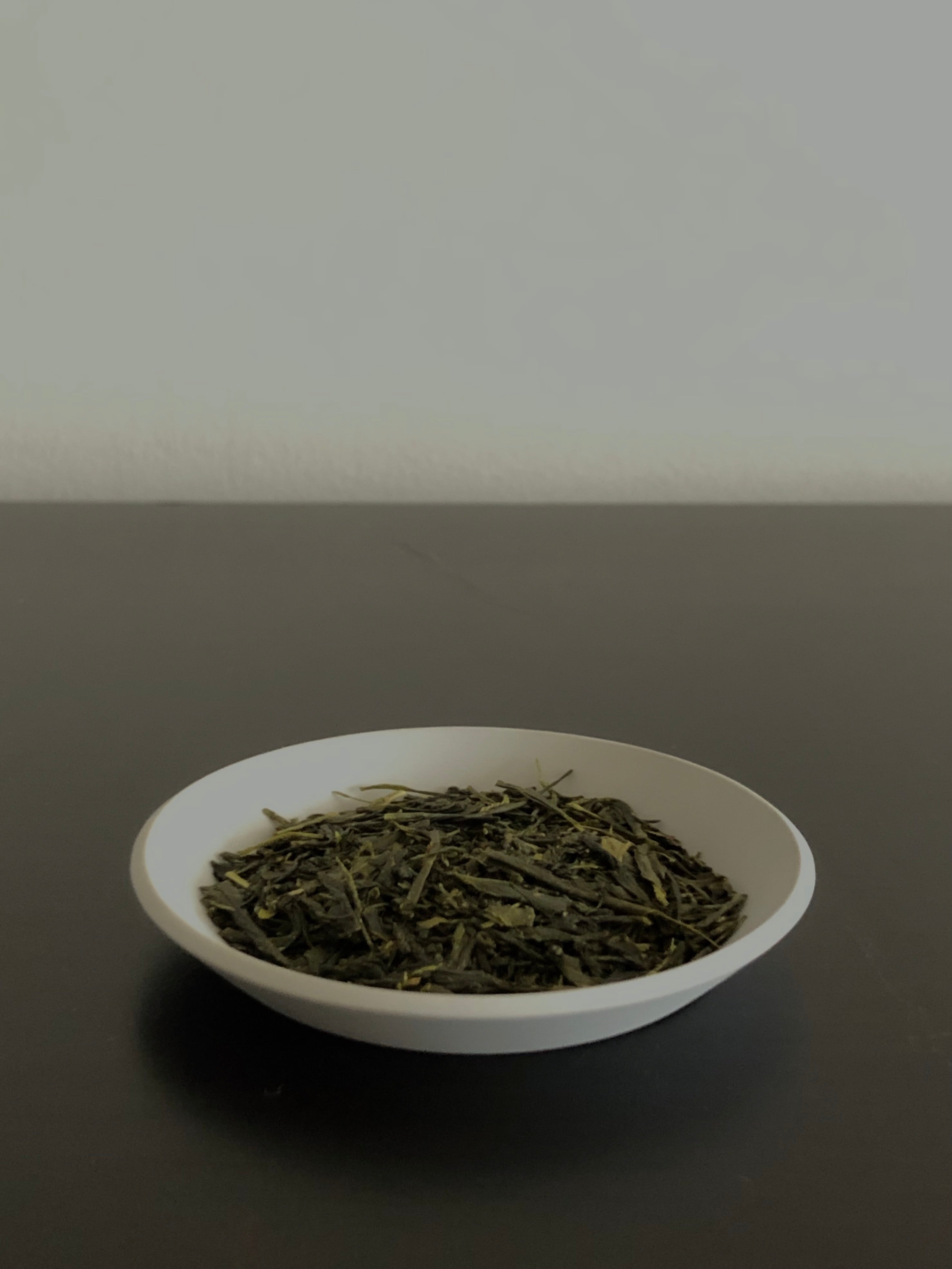 Okumidori sencha green tea loose leaf side view  from Yame Fukuoka sold by Sabo Tea Australia – Chiyonoen
